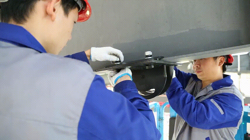 1713405625210082.gif 2.gif